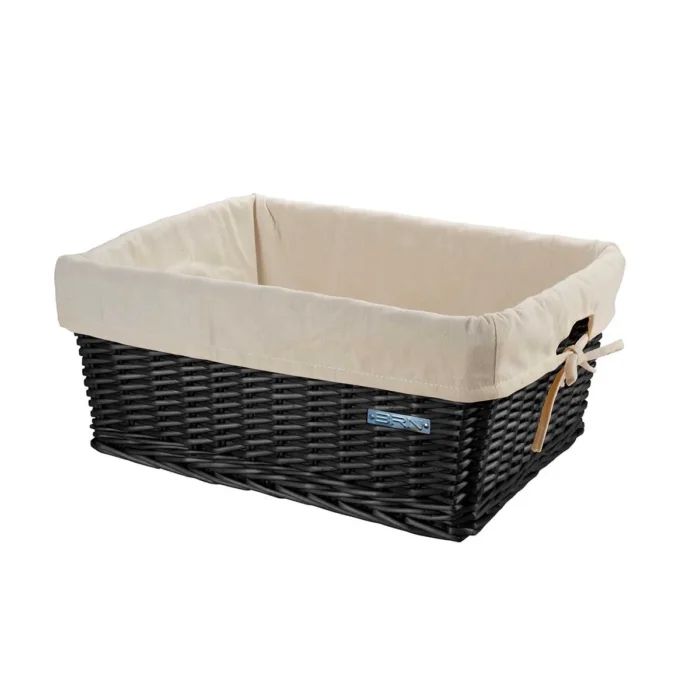 Cassetta BRN Maxi in vimini nera con fodera Ecrù. Le sue dimensioni sono 47 x 37 x 21 cm.