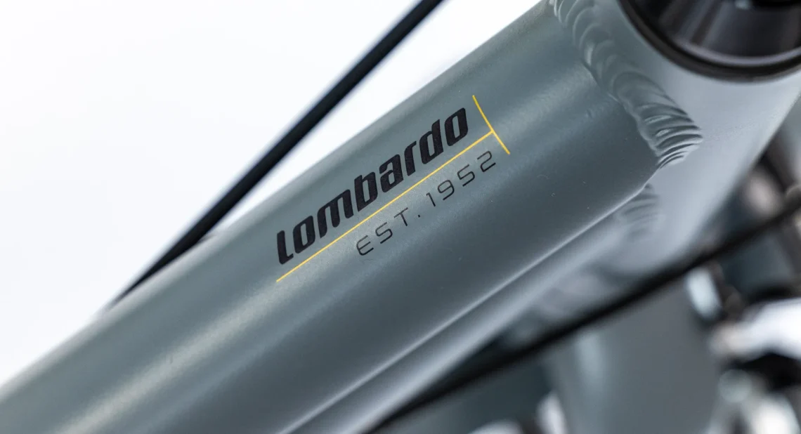 Lombardo Mirafiori 250 scritta